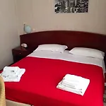 Hotel Pina