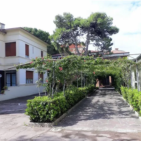 Otel Pina Senigallia