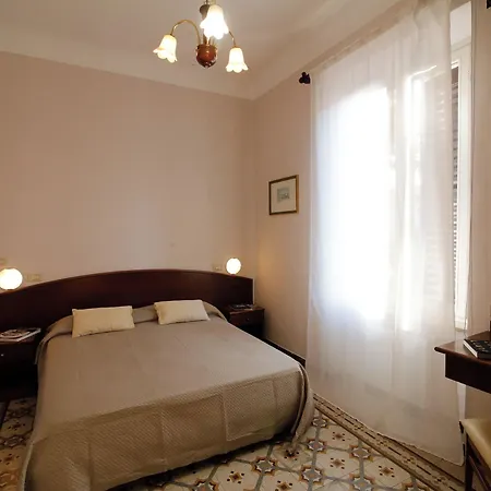 Pina Hotel
