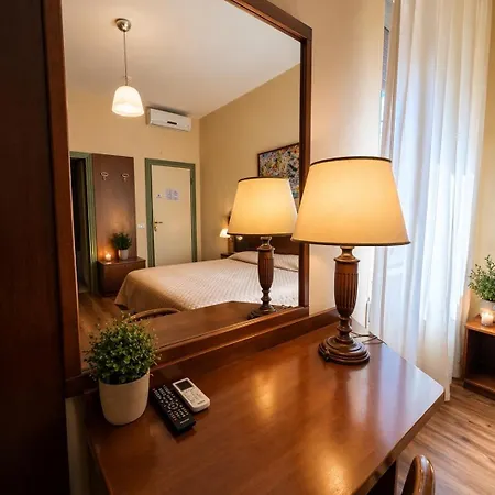 Hotel Pina 3*