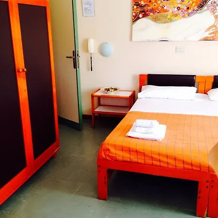 Otel Pina