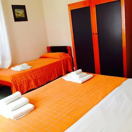 Otel Pina