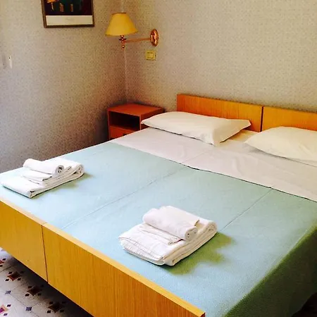 Pina Otel 3*