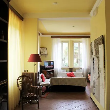 Otel Pina 3*