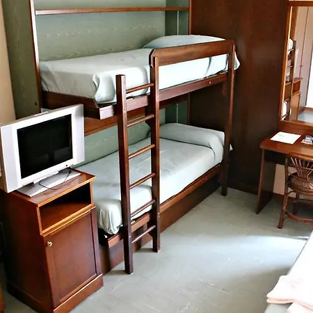 Hotel Pina