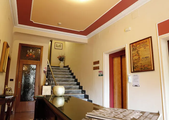 Ξενοδοχείο Pina