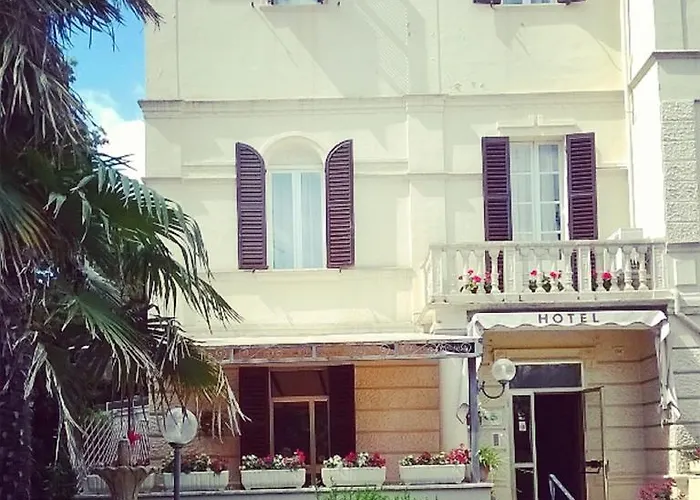 Ξενοδοχείο Pina Σενιγκάλια